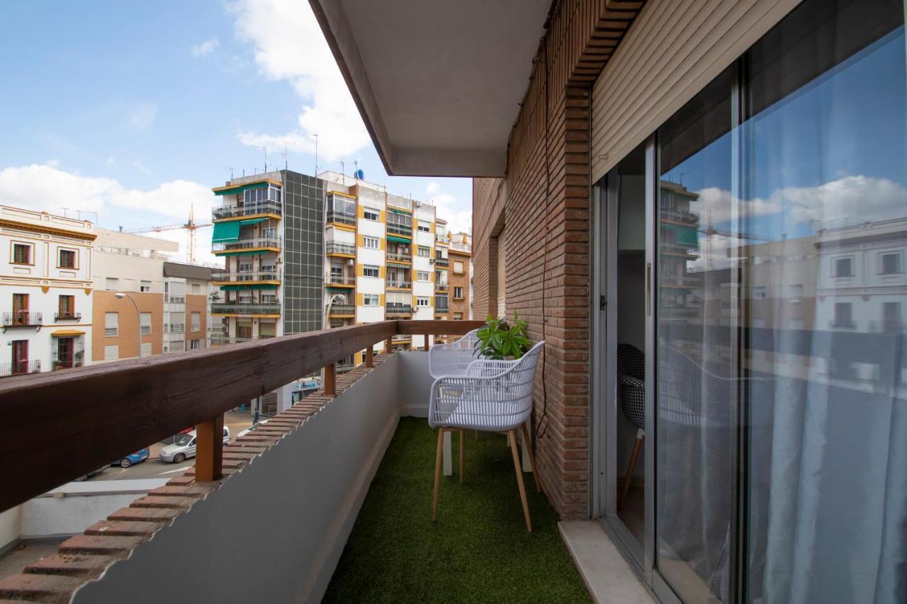 Luminoso Y Acoger Loft, Excelente Ubicacion Apartment Seville Exterior photo